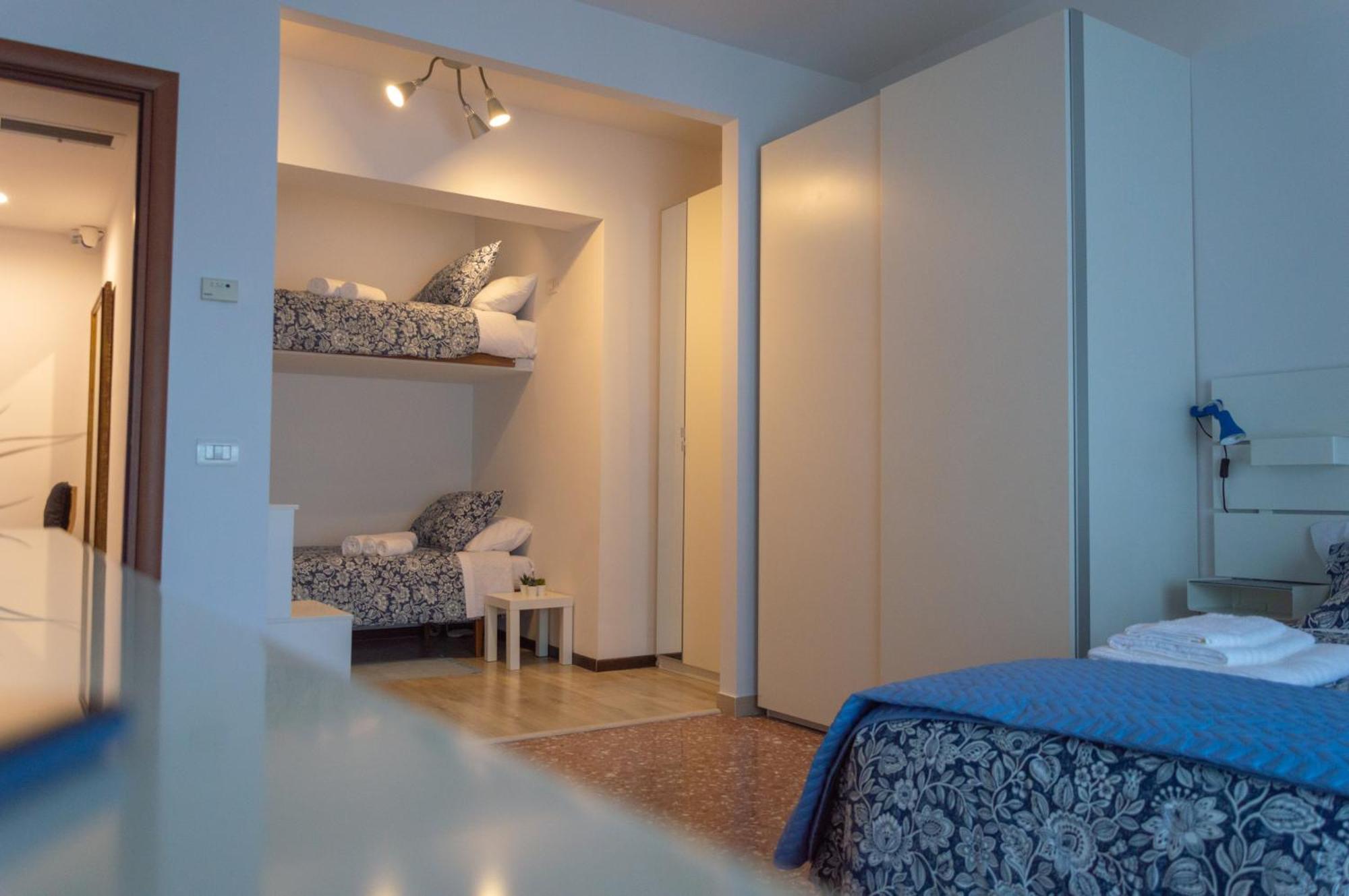 Testaccio Xix-Xxv Bed And Breakfast Rom Eksteriør billede